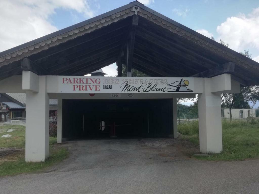 Le Genepi Taninges Exterior foto
